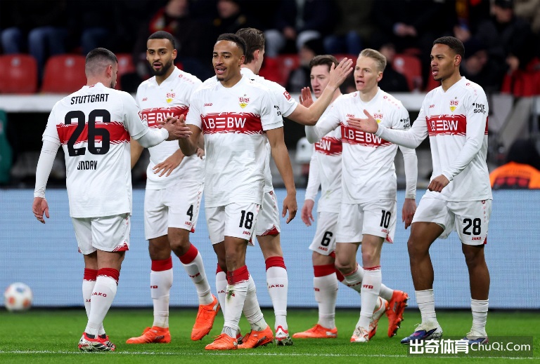 库里创纪录,詹姆斯次之,次同辉壮举,B体育官网,B体育直播,体育赛事直播,足球直播