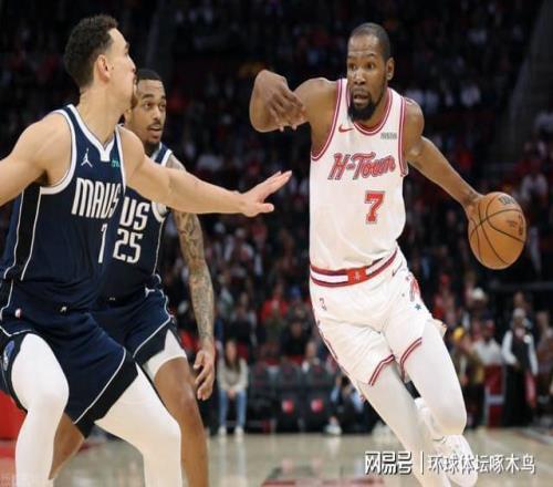 库里创纪录,詹姆斯次之,次同辉壮举,B体育官网,B体育直播,体育赛事直播,足球直播