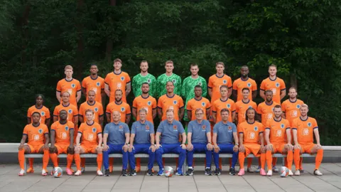 天津女排反败为胜战绩显赫，王媛媛替补受伤疑云，高意状态惊艳全场